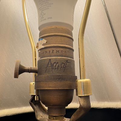 Oriental Access Art-Nouveau Style Ceramic Lamp (SR-SF)