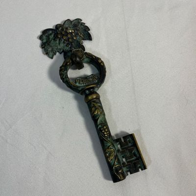 "En Vino Veritas" & Other Vintage Corkscrews & Bottle Openers (DR-KA)