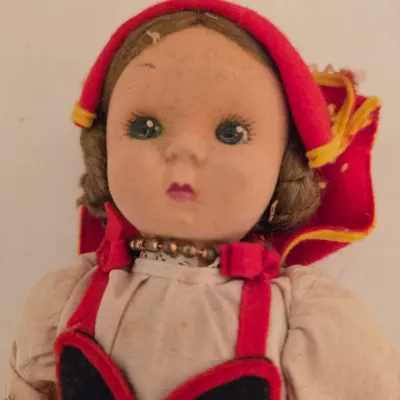 Collection of International Dolls (B3-JS)
