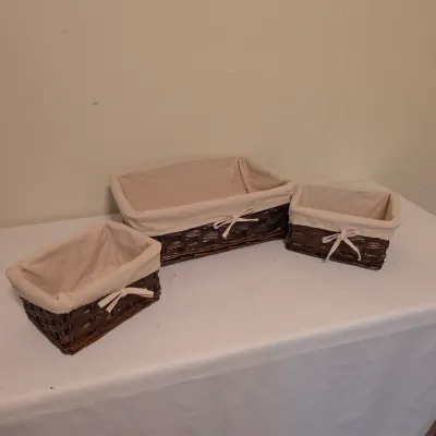 Collection of Wicker & Woven Style Baskets (B3-JS)
