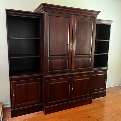 Thomson Crown TV Cabinet & Shelves (LR-KA)