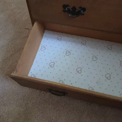 Four Drawer Wooden Dresser (B2-JS)