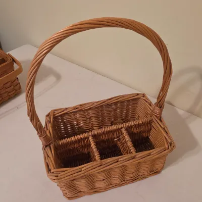 Collection of Wicker & Woven Style Baskets (B3-JS)