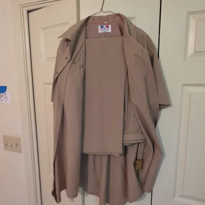 Assortment of U.S. Navy Uniforms, Caps & More (B3-JS)