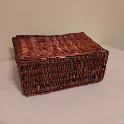 Collection of Wicker & Woven Style Baskets (B3-JS)
