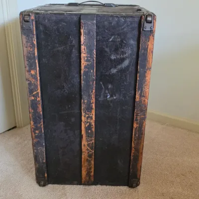 Vintage Iron Bound Wood Steamer Trunk (B2-JS)