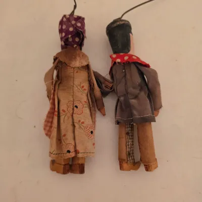 Collection of International Dolls (B3-JS)