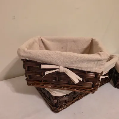 Collection of Wicker & Woven Style Baskets (B3-JS)