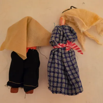 Collection of International Dolls (B3-JS)