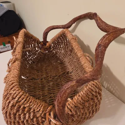 Collection of Wicker & Woven Style Baskets (B3-JS)