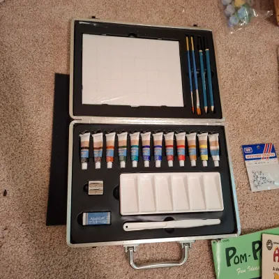 Knitting, Painting and More! (B3-KD)