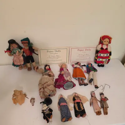 Collection of International Dolls (B3-JS)