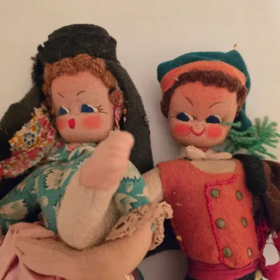 Collection of International Dolls (B3-JS)