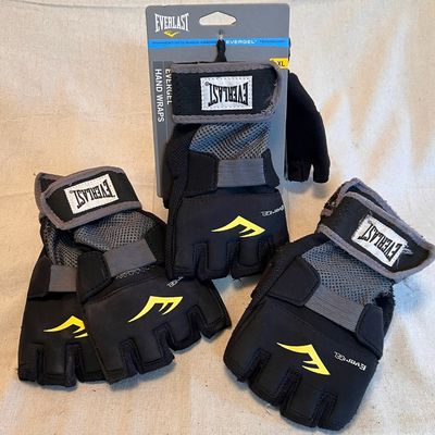 Everlast EverGel hand wraps