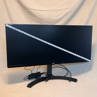 LG 34UM68-P Ultrawide Monitor