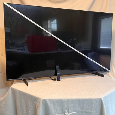 Samsung 55” Crystal 4K UHN Smart TV