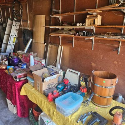 Estate sale photo
