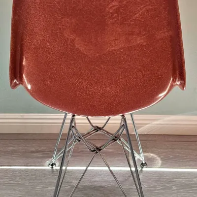 Eames for Herman Miller set of 4 molded fiberglass & chrome chairs, fantastic, authentic condition.