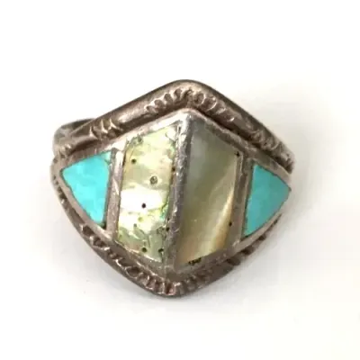 Sale Photo Thumbnail #9: Vintage Ring tested 925 STERLING SILVER Size 7 Turquoise Abalone Shell
Vintage Ring tested 925 STERLING SILVER Size 7 Turquoise Abalone Shell