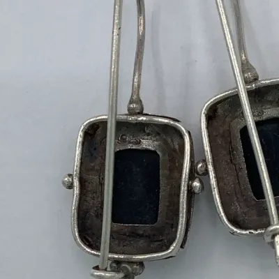 Sale Photo Thumbnail #84: Vintage Modernist Israeli Sterling Silver 925 Pendant & Onyx 925 Earrings coord.

Chain is sterling ....... 15” long.

Vintage Modernist Israeli Sterling Silver 925 pen
