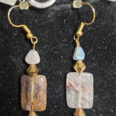 Sale Photo Thumbnail #231: Tres Jolie Toggle Bracelet Sterling & Labradorite Earrings & Sterling Art Nouveau Purple Necklace
> necklace is 16"length.....makers tag attached
> dangle earrings 1"