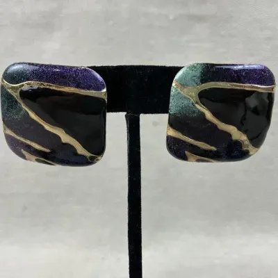 Sale Photo Thumbnail #175: Group of Modernist Enamel Iridescent Earrings~ set 6
All in great condition, pin backs