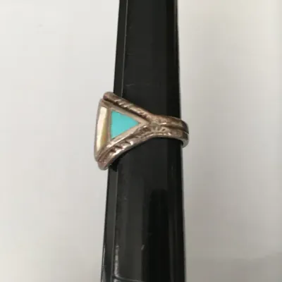 Sale Photo Thumbnail #14: Vintage Ring tested 925 STERLING SILVER Size 7 Turquoise Abalone Shell
Vintage Ring tested 925 STERLING SILVER Size 7 Turquoise Abalone Shell