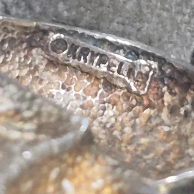 Sale Photo Thumbnail #48: Vintage KRYDELL solid Sterling Silver Brooch ~ rare / retired Studio Runway brooch [17g]
solid sterling.....runway edition for Drydell
marked clearly
comes in lucite presentation case