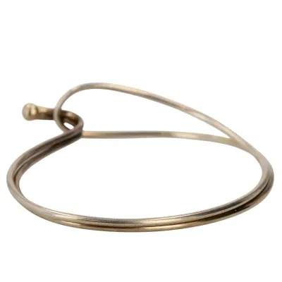 Sale Photo Thumbnail #145: Sterling Wire Hook Bracelet 8.5g ........size 6.25
pass thru hook works properly
Note:  sterling [not gold as light photo shows]