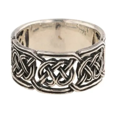Sale Photo Thumbnail #199: Sterling Celtic Knot Ring[ Sz 12], 8.8g
cleaned and toned to luster