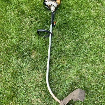 Weed wacker / trimmer