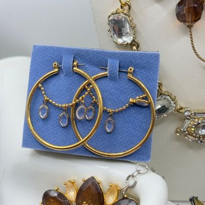 LOT 156J: Vintage Amber & Brass Toned Jewelry Collection