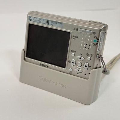 LOT 68A: Canon Sure Shot Z180u & Sony Cyber Shot DSC-T1 w/ Charging Dock