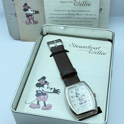 LOT 212J: Mickey Watch & Collection of NIP Disney Watches