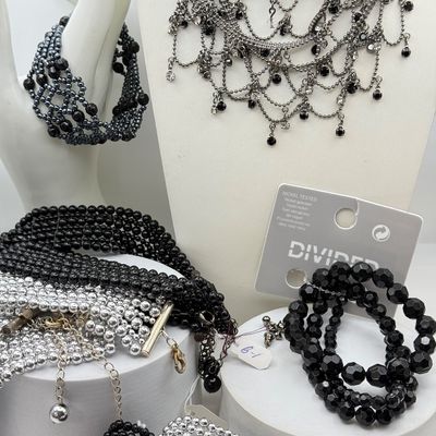 LOT 161J: Multi Strand Necklaces, Divided NWT Bracelet, Beaded Choker/Bracelet Sets & More