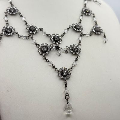 LOT 169J: Flower Pattern Vintage Necklaces & More