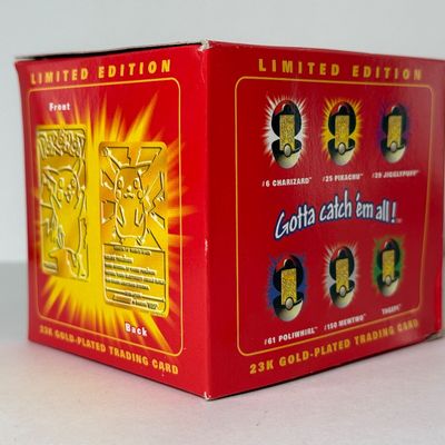 LOT 62A: FULL SET Pokémon Special Edition 23 karat Gold Plated Trading Cards: Charizard, Pikachu, Jiggly Puff, Poliwhirl, Mewtwo &...