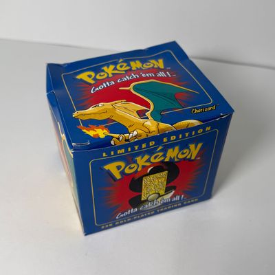 LOT 62A: FULL SET Pokémon Special Edition 23 karat Gold Plated Trading Cards: Charizard, Pikachu, Jiggly Puff, Poliwhirl, Mewtwo &...