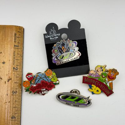 LOT 108P: Vintage WDW Pins: 2000 Food Rocks, Muppet Vision 3D & Two Pleasure Island Pins