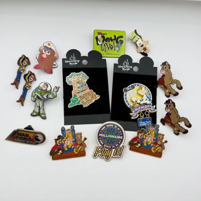 LOT 123P: LE5000 MGM Studios 4th of July, 2001 Goofy Dangler Pin & More Disney Trading Pins: Toy Story, Country Bear Jamboree, Star...