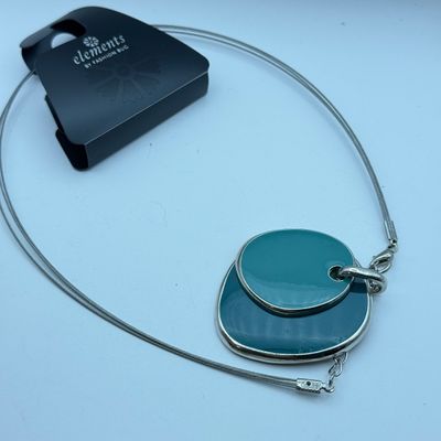 LOT 173J: Green & Teal Necklaces, Earrings & More
