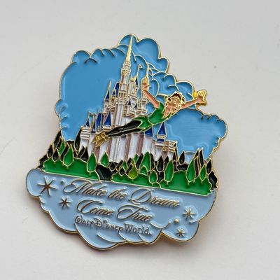 LOT 120P: Amex White Glove Vacation Package Exclusive Peter Pan Where Dreams Come True Pin & WDW Resort Trading Pins circa 2001:...