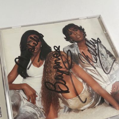 LOT 100A: CDs, Tapes & DVDs: Pussycat Dolls, Destiny's Child (including CD Signed by all 3 Members), Alicia Keys & More