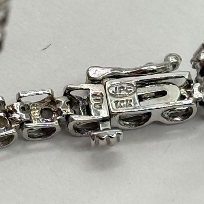 Sale Photo Thumbnail #195