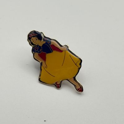 LOT 105P: Disney Princess Pins: WDW Trading Pins & Vintage Pins