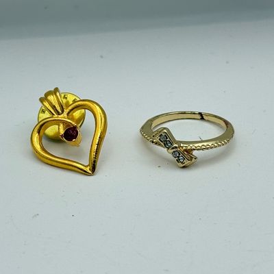 LOT 164J: Goldtone Necklaces, Bracelets & Rings