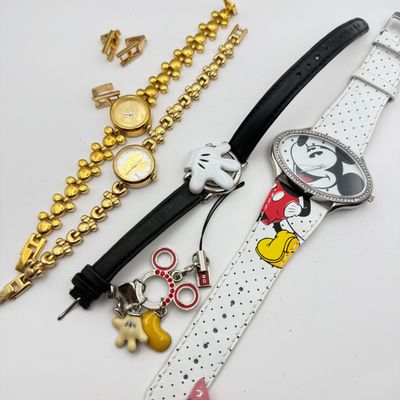 LOT 211J: Goldtone Mickey & Minnie Watches, Large Disney Parks Mickey Watch & More