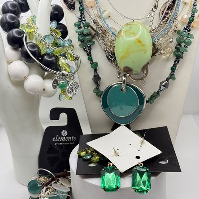 LOT 173J: Green & Teal Necklaces, Earrings & More