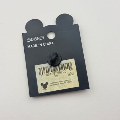 LOT 117P: WDW Trading Pins: Donald & Family, Goofy, June Birthstone Minnie, Pluto