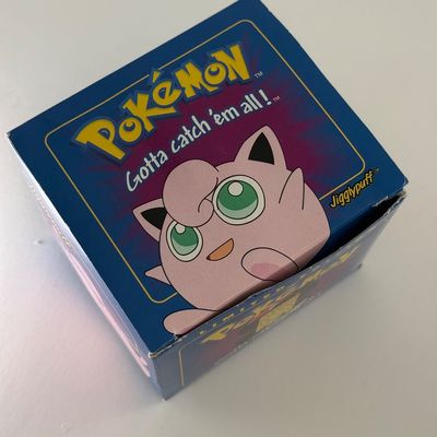LOT 62A: FULL SET Pokémon Special Edition 23 karat Gold Plated Trading Cards: Charizard, Pikachu, Jiggly Puff, Poliwhirl, Mewtwo &...